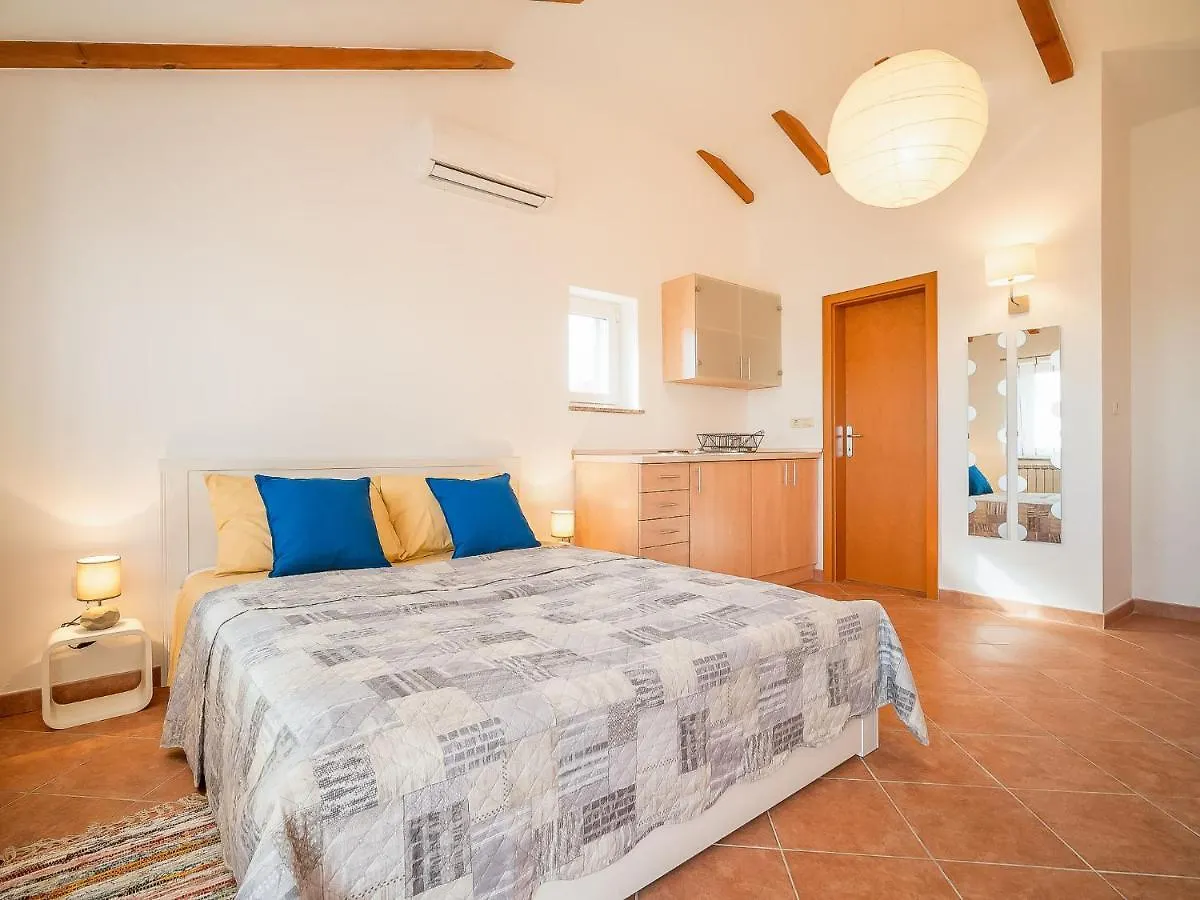 Holiday Home Mila By Interhome Kras